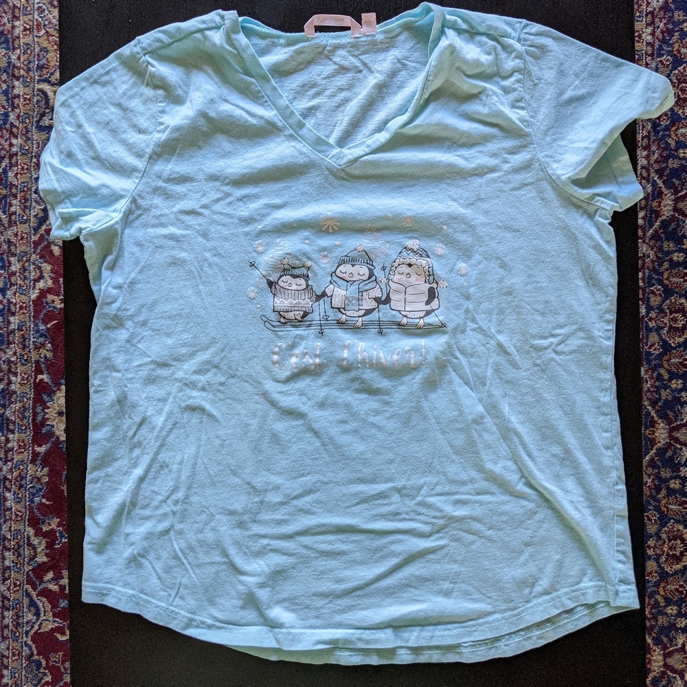 5/$25 Cute penguin pajama top